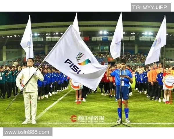 成都足球明星赛现场激情四溢球迷齐聚共享足球盛宴