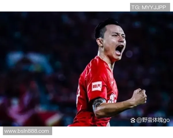 服役足球明星的传奇战绩与辉煌成就回顾